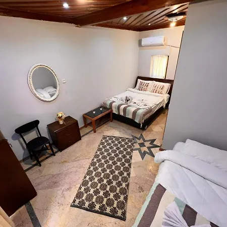 Sari Séjour chez l'habitant *